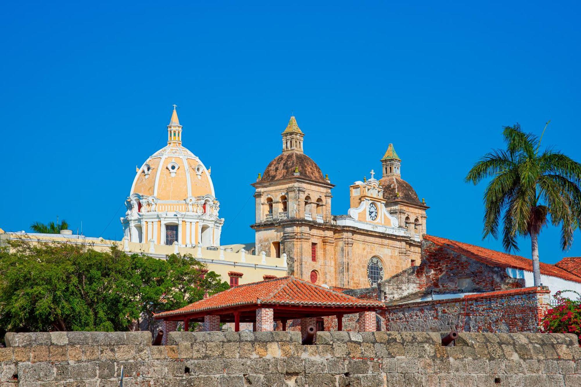 Almirante Colombia 5*