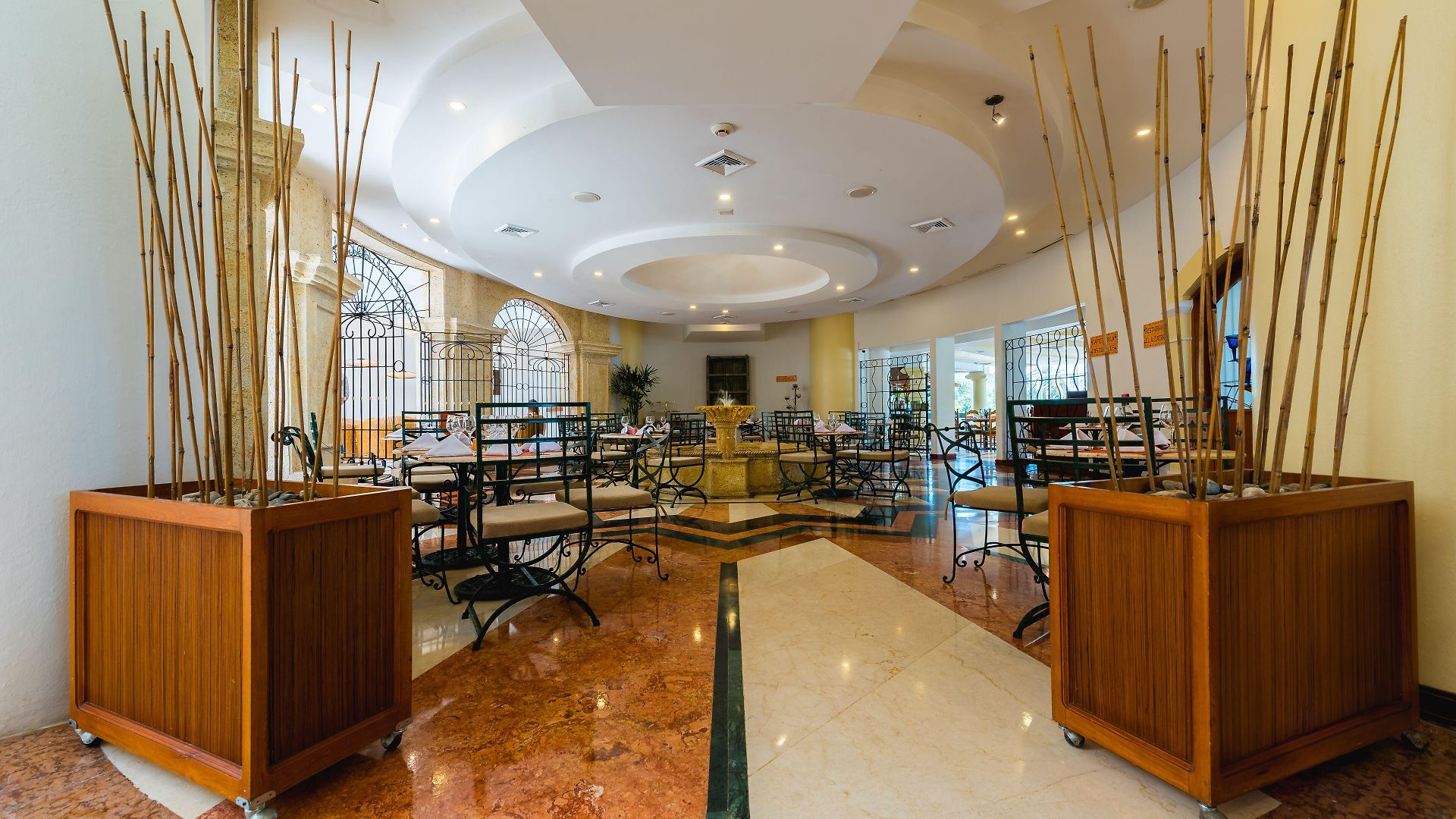 Almirante Colombia 5*
